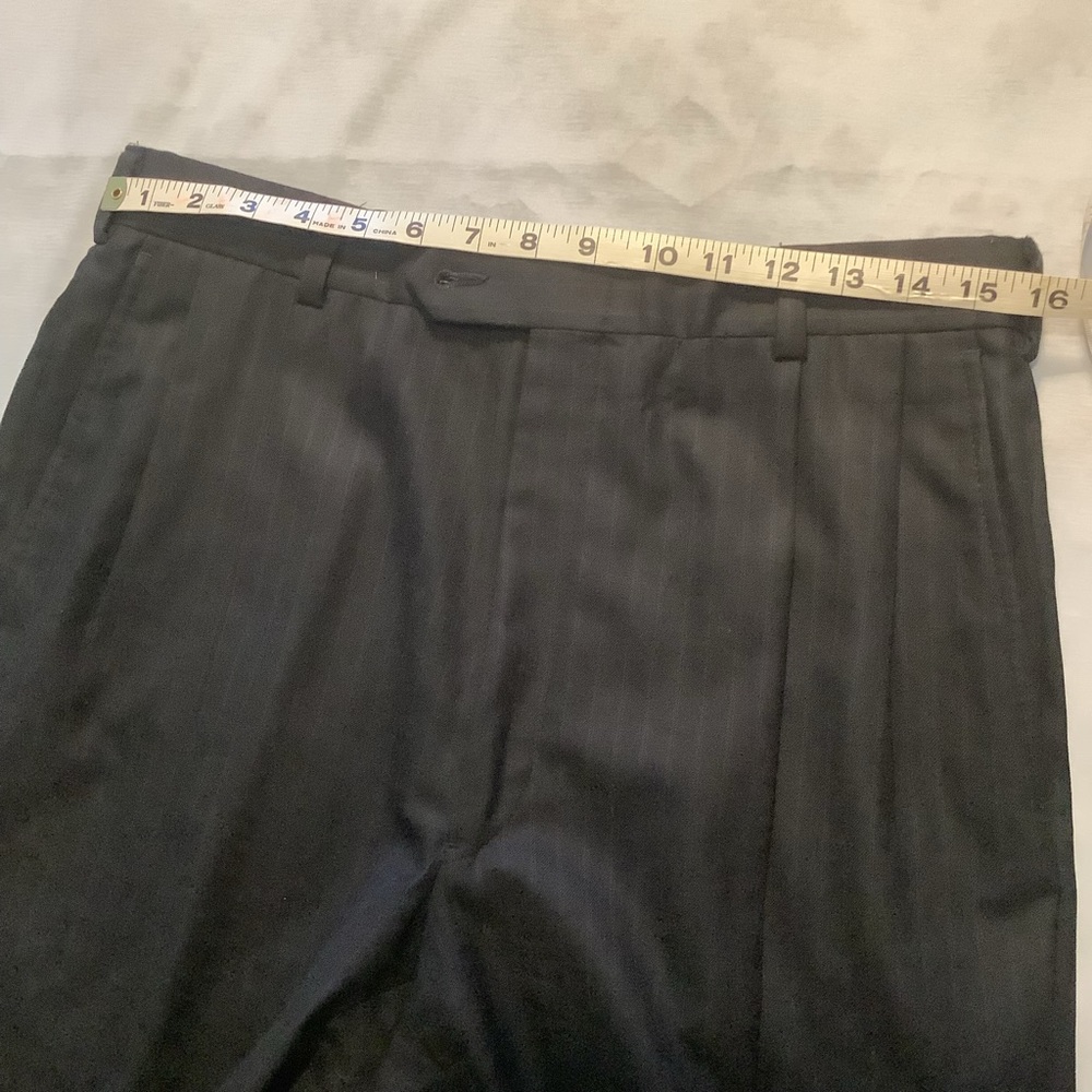 Austin Reed 2 pc suit - Picture 6 of 12